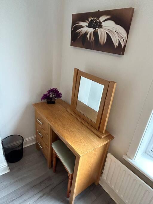 Spacious Homely 3 Bed Property Newcastle-under-Lyme Luaran gambar