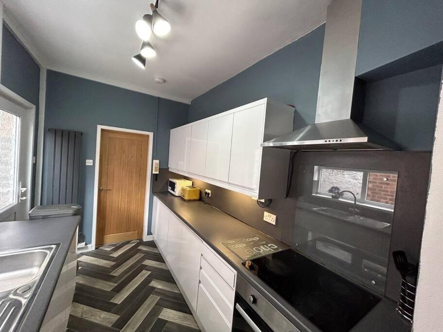 Spacious Homely 3 Bed Property Newcastle-under-Lyme Luaran gambar