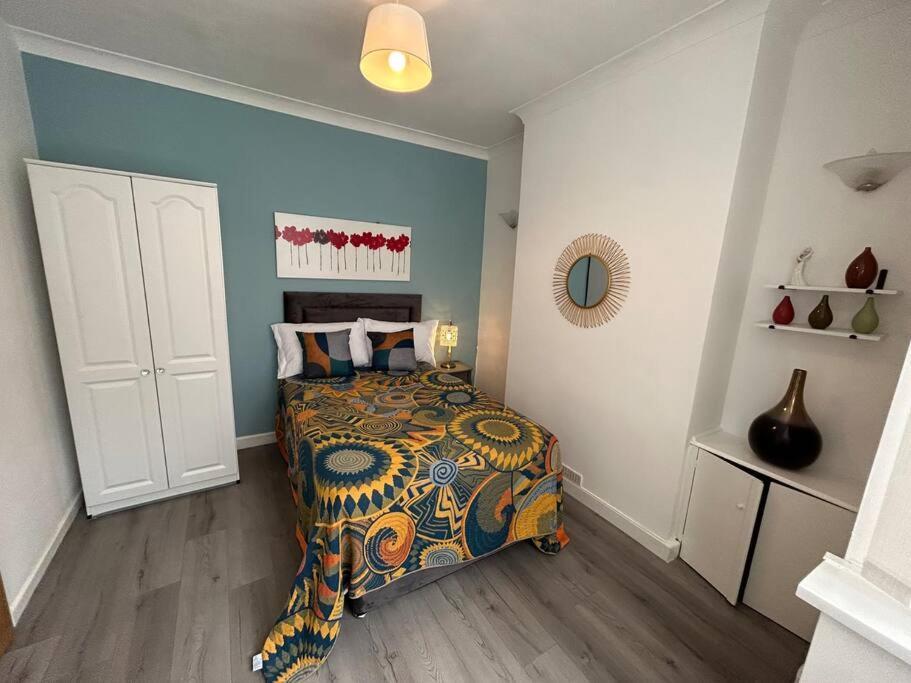 Spacious Homely 3 Bed Property Newcastle-under-Lyme Luaran gambar