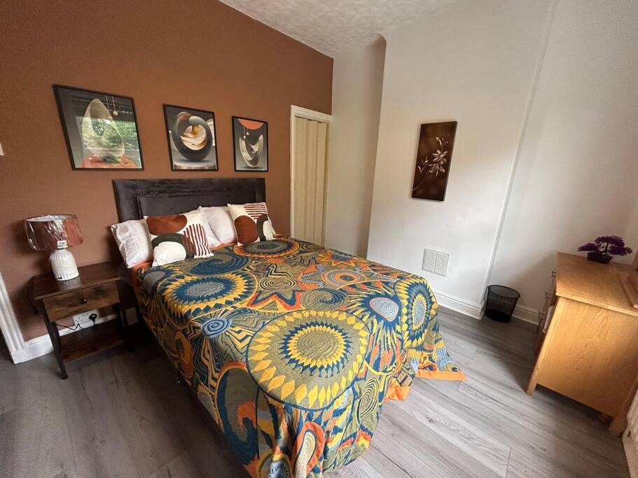 Spacious Homely 3 Bed Property Newcastle-under-Lyme Luaran gambar